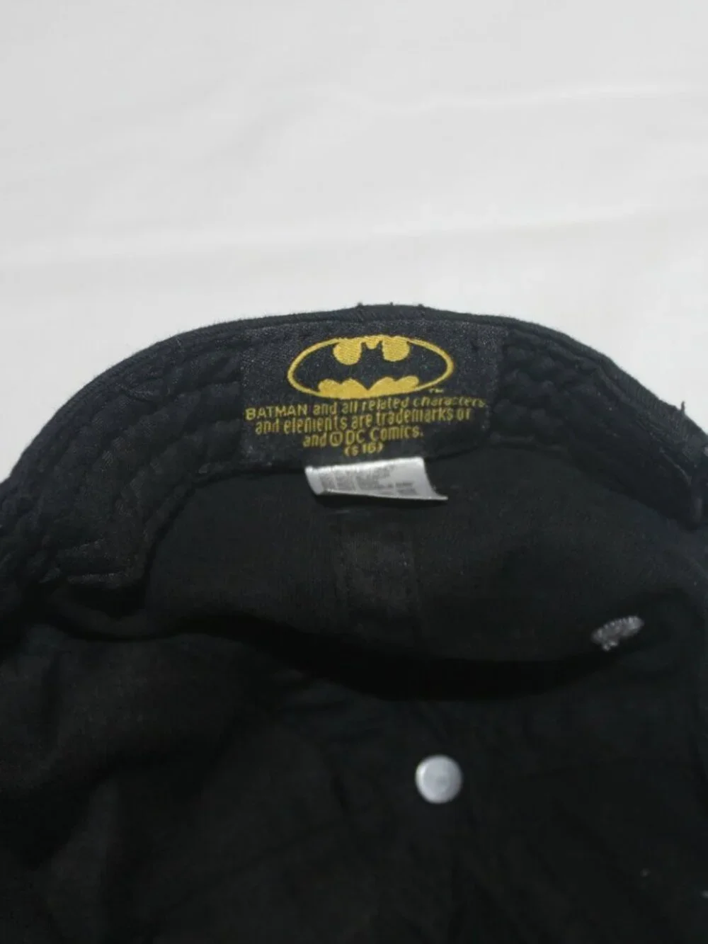 DC COMICS BATMAN Gotham City Snapback Hat Youth